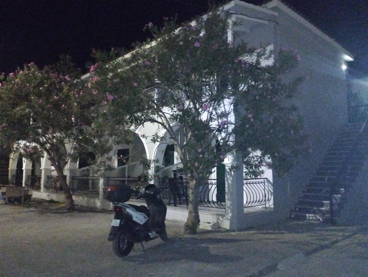 Panos Apartments Laganas Exterior photo